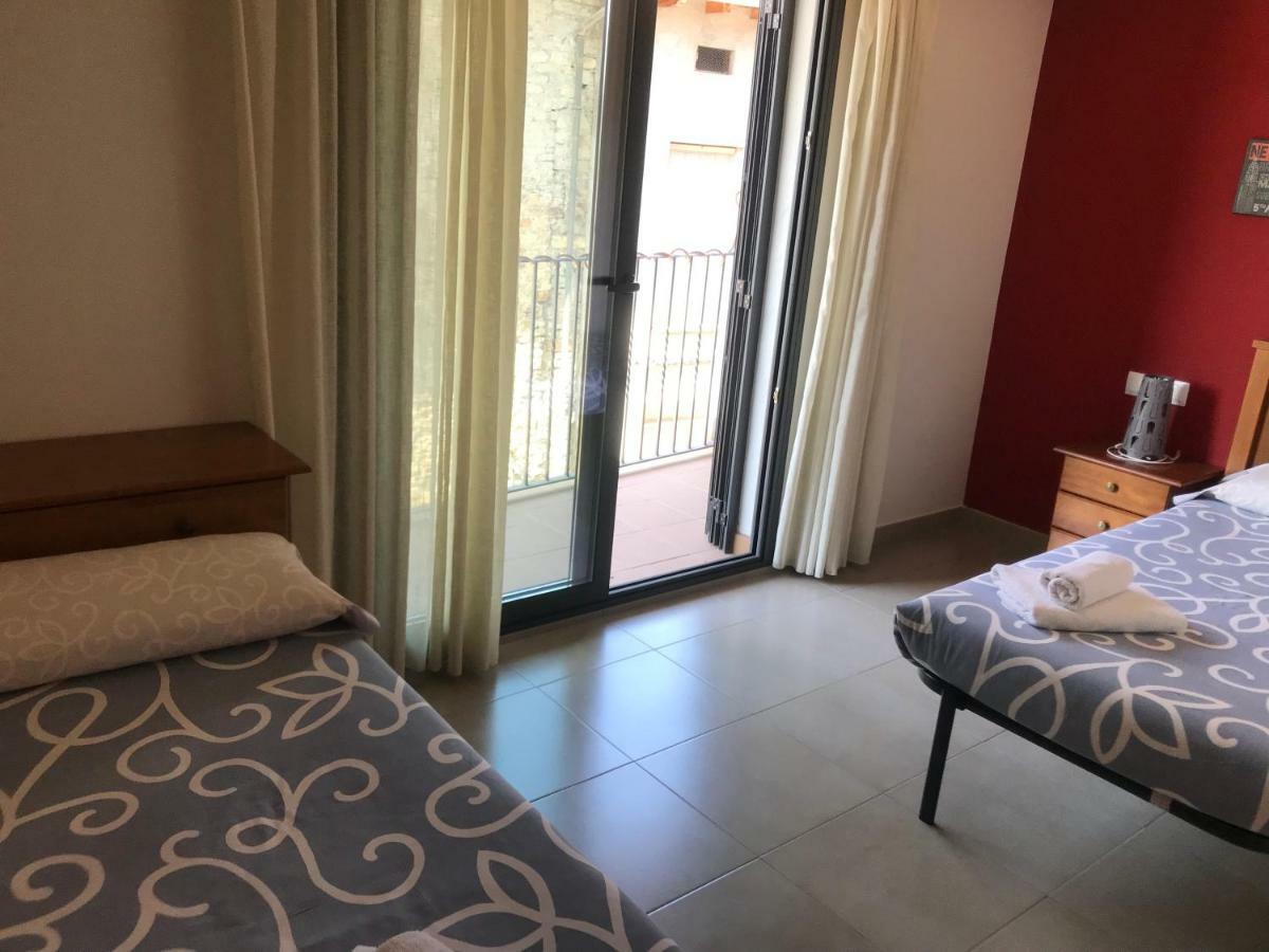 Apartaments Ca L'Albert Pobla de Segur Ngoại thất bức ảnh
